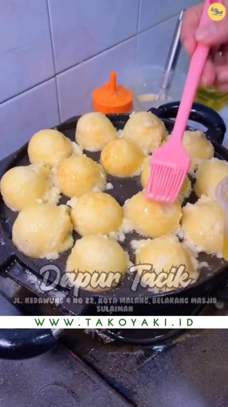 Takocan Takoyaki Malang Simfoni Rasa di Setiap Gigitan